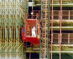 Construction of an external elevator